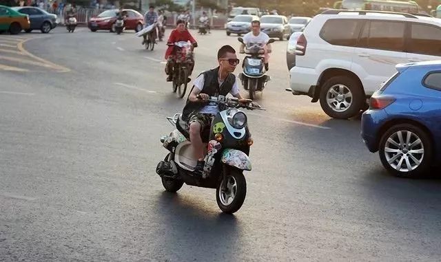 电动车标准最新规定概览，保障安全与品质的提升🛵🔋