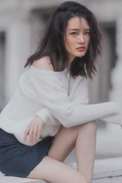 李沁近照曝光，近距离感受明星风采